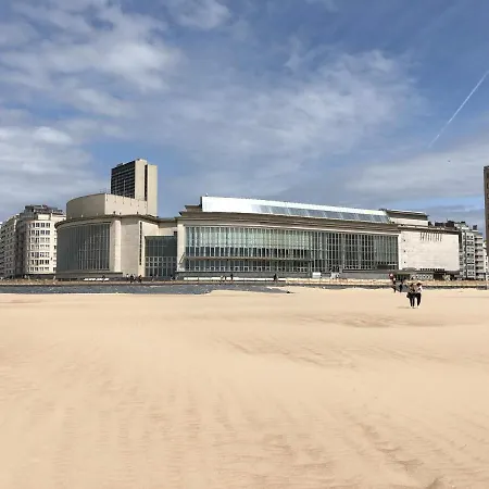 Fr Gilkens Appartement Oostende