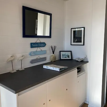 Apartment Fr Gilkens Ostende